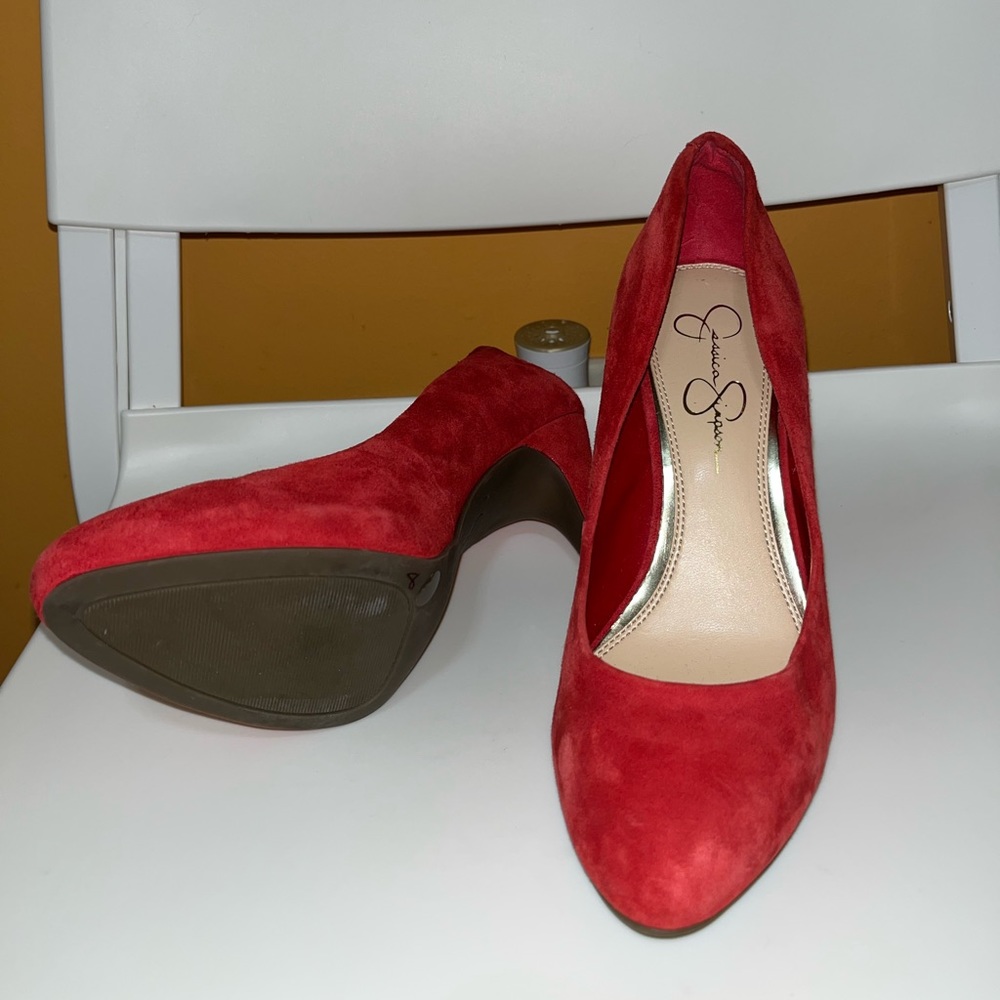 Red Heels - Picture 3 of 5